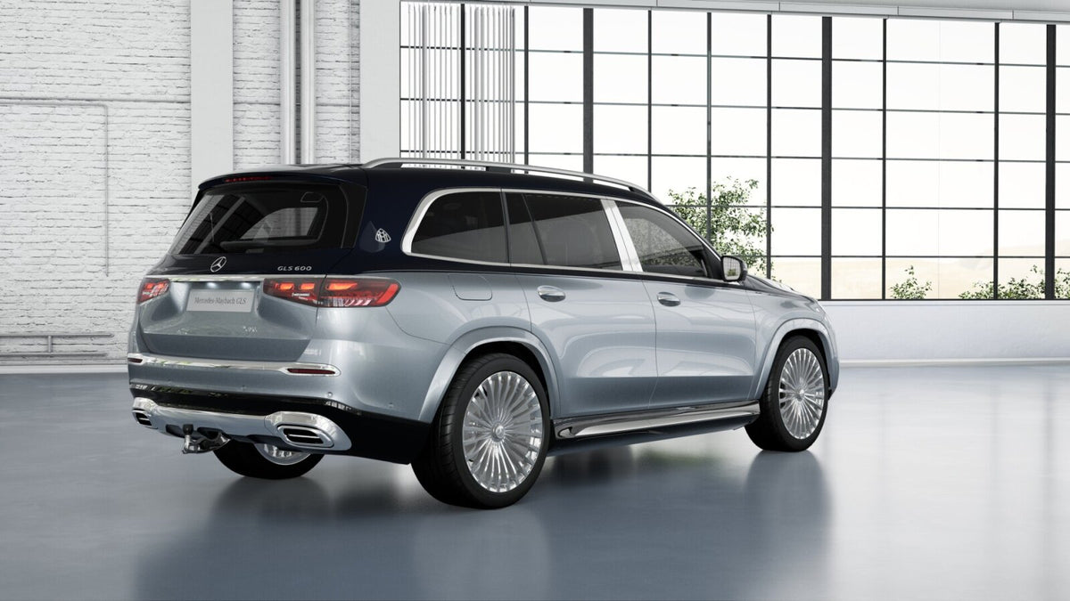 Mercedes-Benz GLS Mercedes-Maybach GLS 600 — High-tech Silver Metallic / Nautic Blue Metallic (Stock #21033983)