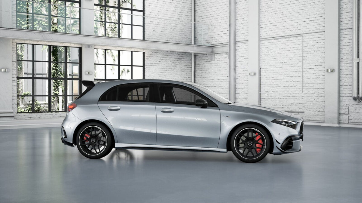 مرسيدس-بنز الفئة A مرسيدس-AMG A 45 S 4MATIC+ سيدان مدمجة — دهان معدني - فضي هاي-تك (رقم المخزون 20568742)