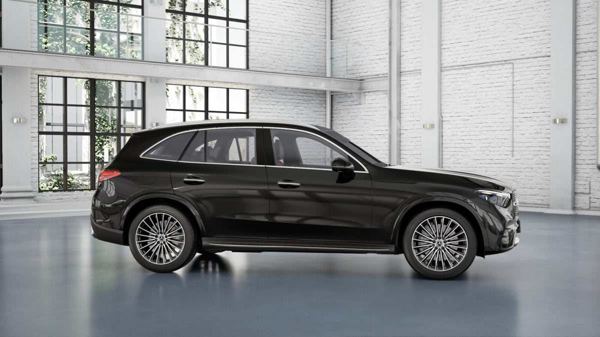 مرسيدس-بنز GLC GLC 300 4MATIC — دهان معدني - أسود أوبسيديان معدني (رقم المخزون 20671079)